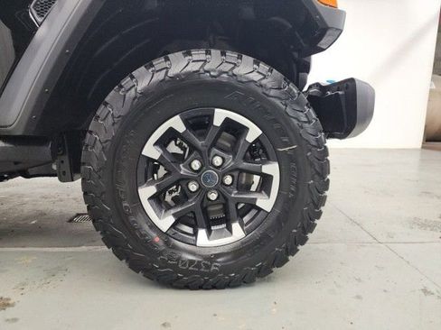 New 2025 Jeep Wrangler Unlimited Rubicon 4xe w/ Convenience Group image 36