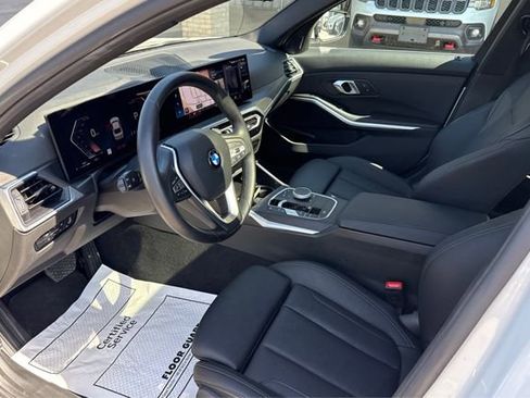 Used 2024 BMW 330i Sedan image 9