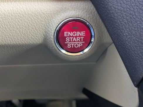 Used 2017 Acura RDX w/ Technology Package image 32