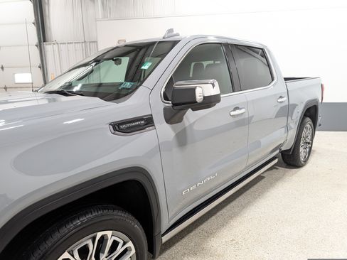 Used 2025 GMC Sierra 1500 Denali Ultimate AWD/4WD image 7
