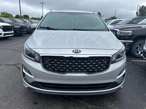Used 2019 Kia Sedona LX FWD image 6