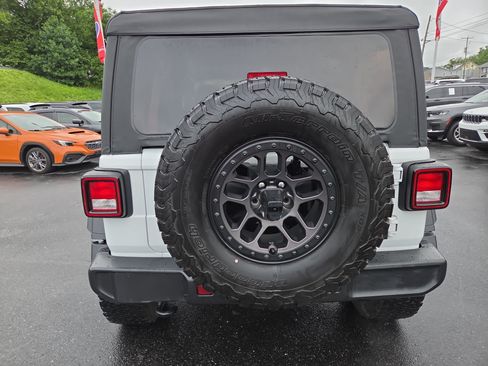 Certified 2022 Jeep Wrangler Unlimited Sport AWD/4WD image 5