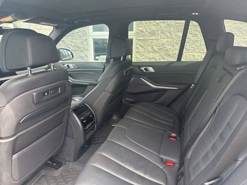 Used 2020 BMW X5 xDrive40i w/ Premium Package AWD/4WD image 12