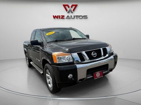 Used 2014 Nissan Titan SV w/ SV Value Truck Package AWD/4WD image 7