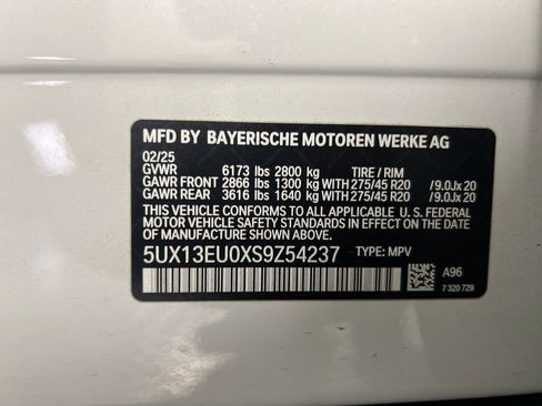 Used 2025 BMW X5 sDrive40i w/ Premium Package image 18