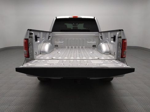 Used 2016 Ford F150 XLT image 29