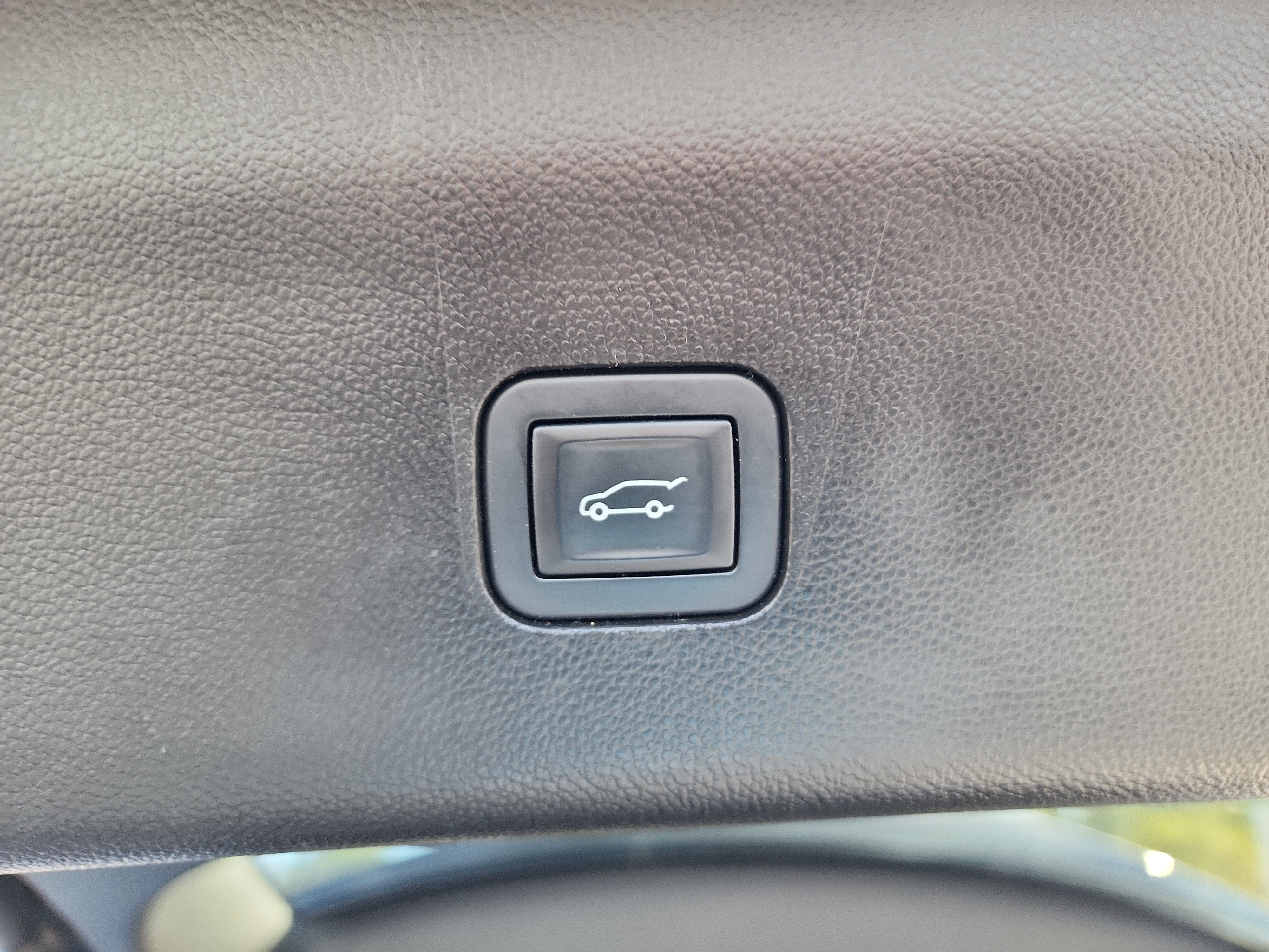 Certified 2019 Buick Enclave Essence AWD/4WD image 30
