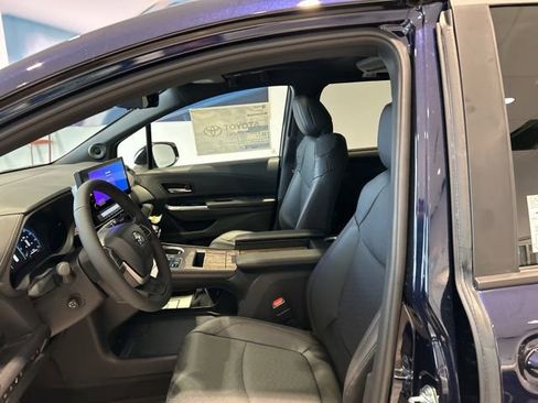 New 2026 Toyota Sienna Platinum image 16