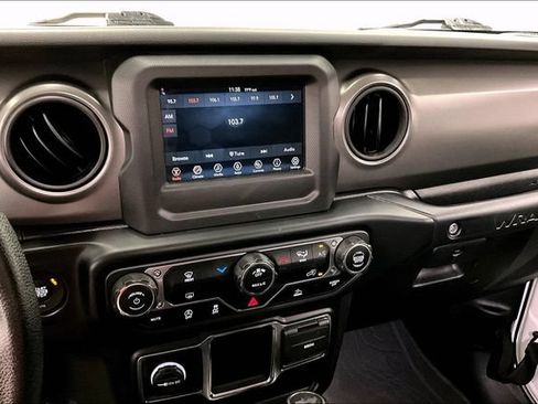 Used 2022 Jeep Wrangler Unlimited Sport AWD/4WD image 30