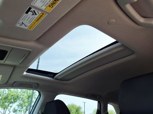 Used 2023 Honda CR-V EX image 23