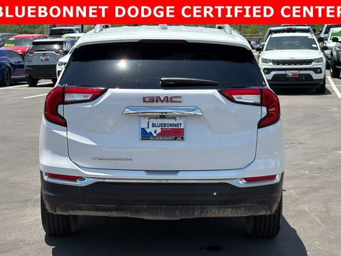 Used 2024 GMC Terrain SLT FWD image 6