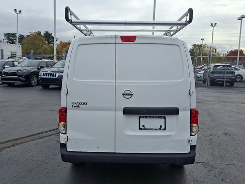 Used 2015 Nissan NV200 S image 5