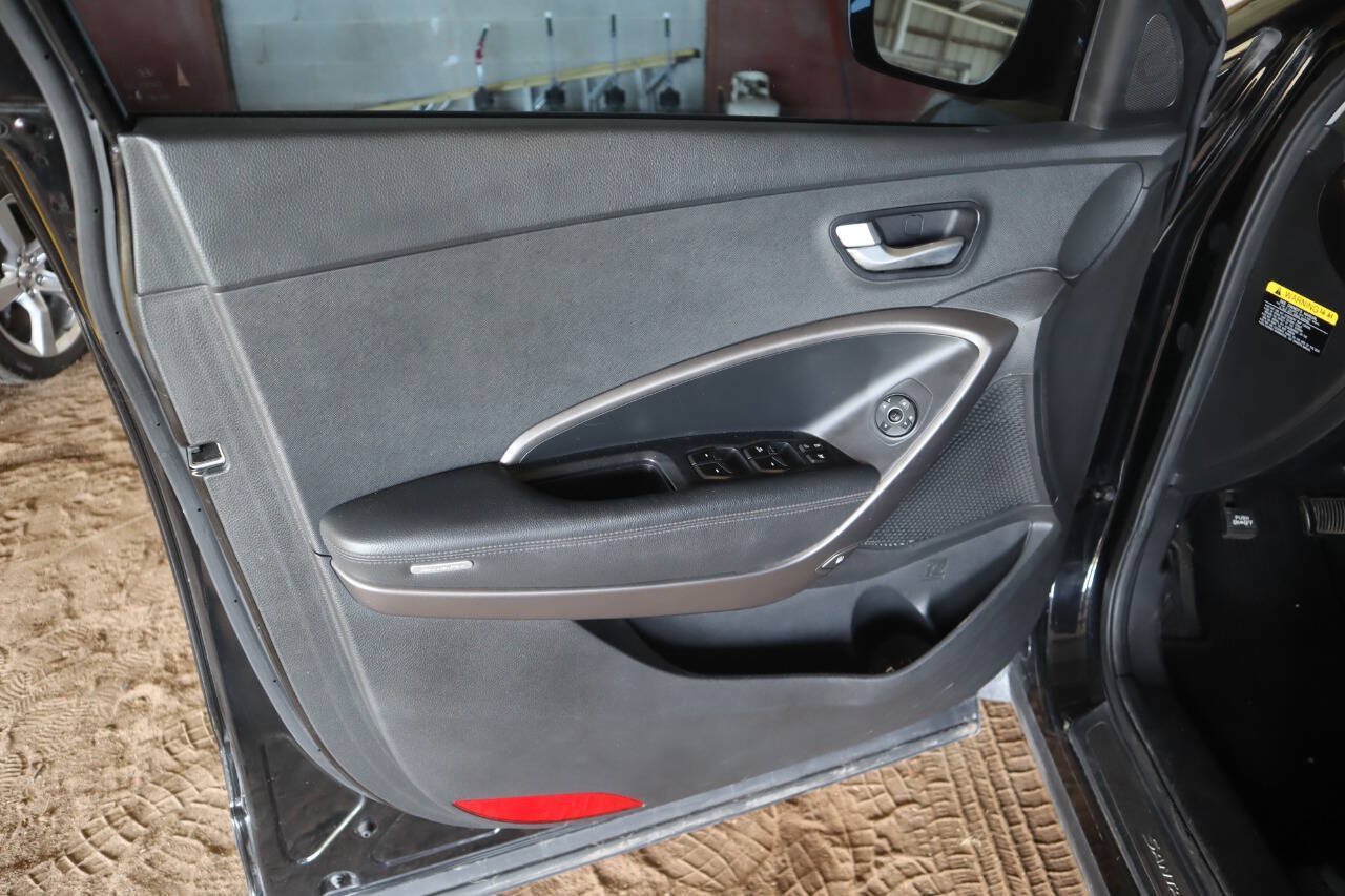 Used 2013 Hyundai Santa Fe Sport 2.0T FWD image 23
