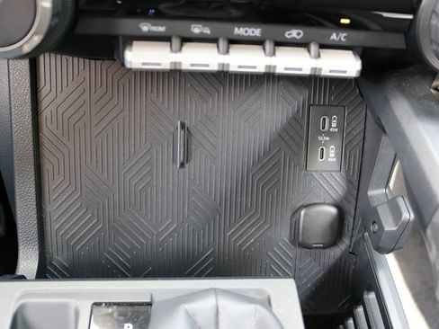 Used 2025 Toyota 4Runner SR5 image 21