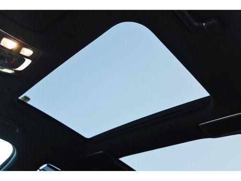 Used 2025 Genesis GV80 3.5T Prestige image 30