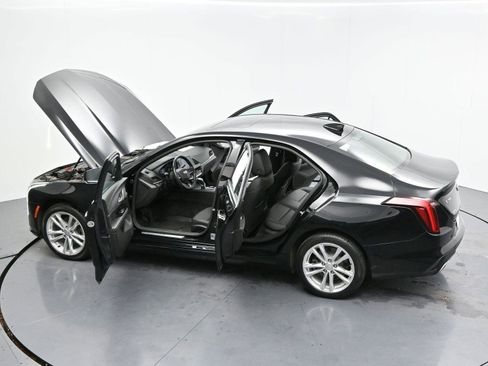 Certified 2022 Cadillac CT4 Luxury w/ Sun And Sound Package image 38
