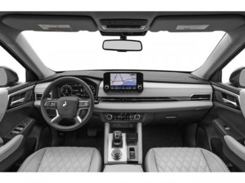 Used 2022 Mitsubishi Outlander SEL image 11