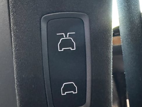 Used 2020 Tesla Model X AWD/4WD image 24