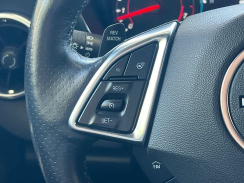 Used 2016 Chevrolet Camaro SS RWD image 32