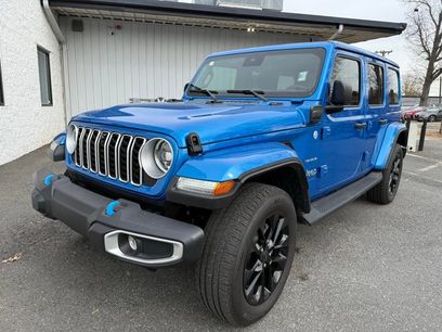 Used 2024 Jeep Wrangler Unlimited Sahara w/ Technology Group