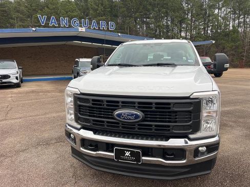 Certified 2024 Ford F250 XL w/ FX4 Off-Road Package image 2