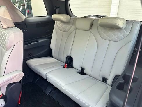 Used 2021 Hyundai Palisade Limited w/ Cargo Package AWD/4WD image 17