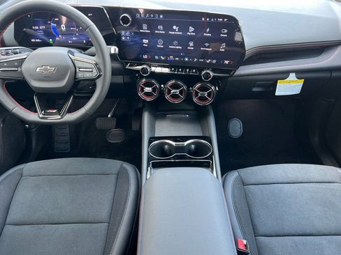 New 2025 Chevrolet Blazer EV RS RWD image 10