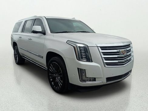 Used 2020 Cadillac Escalade ESV Platinum RWD image 1