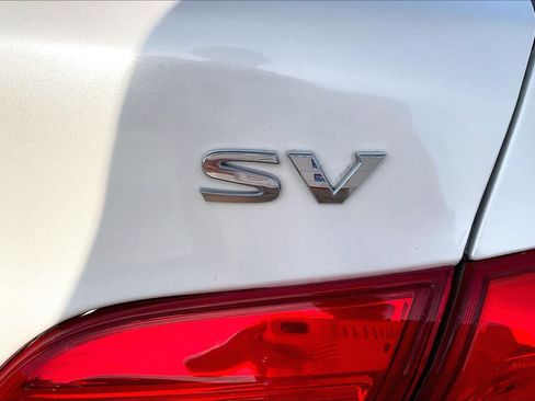 Used 2018 Nissan Sentra SV w/ Premium Package (P01) FWD image 10