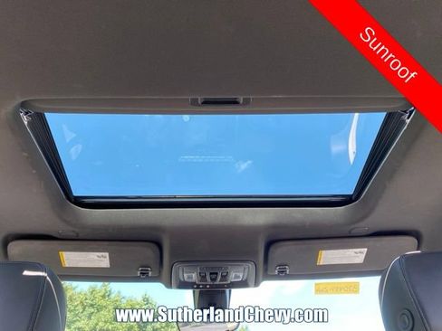 Used 2021 Chevrolet Silverado 1500 High Country w/ Technology Package AWD/4WD image 57
