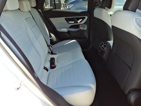 New 2026 Mercedes-Benz GLC 300 4MATIC image 19