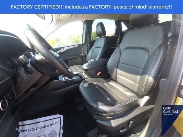 Used 2025 Ford Escape Platinum AWD/4WD image 26