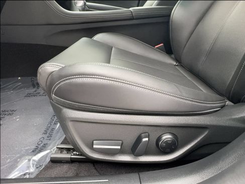 Used 2026 Genesis G70 2.5T RWD image 20