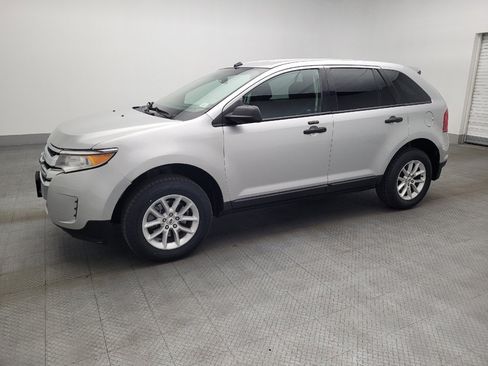 Used 2014 Ford Edge SE w/ Equipment Group 101A image 2