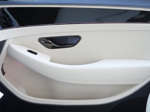 New 2026 Bentley Continental GTC image 16