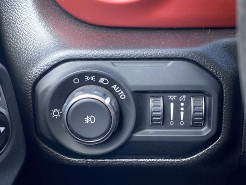 Certified 2022 Jeep Wrangler Unlimited Rubicon w/ Safety Group AWD/4WD image 22