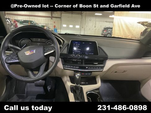 Used 2024 Cadillac CT4 Luxury w/ Cold Weather Package AWD/4WD image 18
