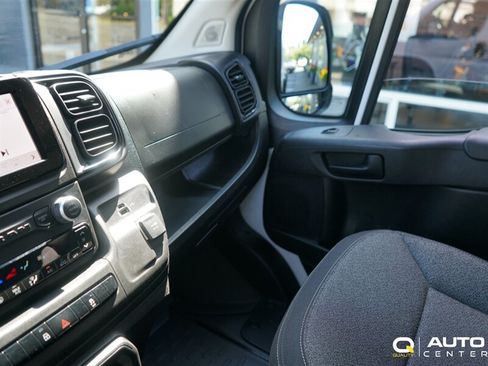 Used 2025 RAM ProMaster 2500 w/ Convenience Group FWD image 21