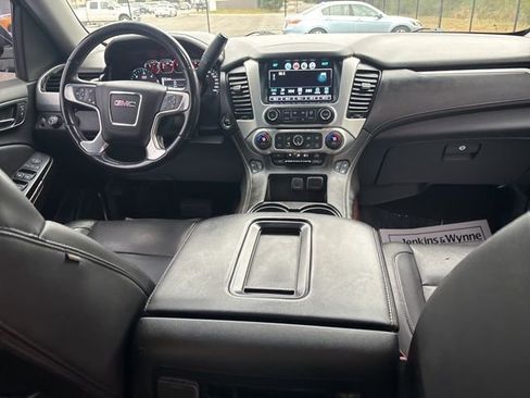 Used 2019 GMC Yukon XL SLT image 9
