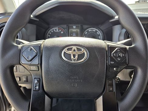 Used 2021 Toyota Tacoma SR AWD/4WD image 19