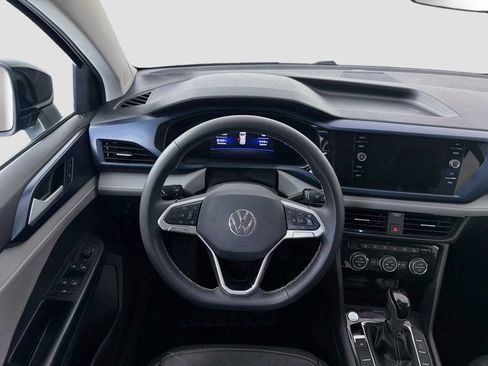 Used 2024 Volkswagen Taos SE AWD/4WD image 21