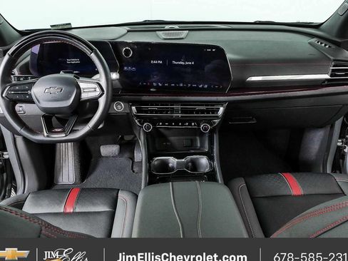Certified 2024 Chevrolet Traverse RS FWD image 18