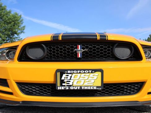 Used 2013 Ford Mustang Boss 302 w/ Boss 302 Accessory Pkg image 22