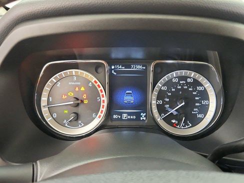 Used 2017 Nissan Titan PRO-4X w/ Pro-4x Convenience Package AWD/4WD image 17