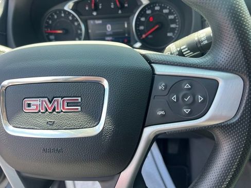 Used 2023 GMC Terrain SLE w/ Driver Convenience Package FWD image 26