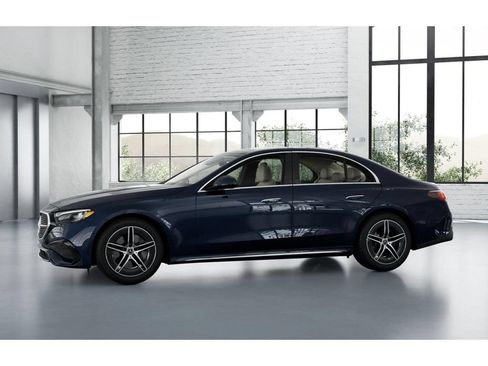 New 2026 Mercedes-Benz E 450 4MATIC Sedan image 36