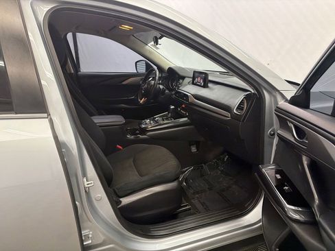 Used 2018 MAZDA CX-9 Sport FWD image 13