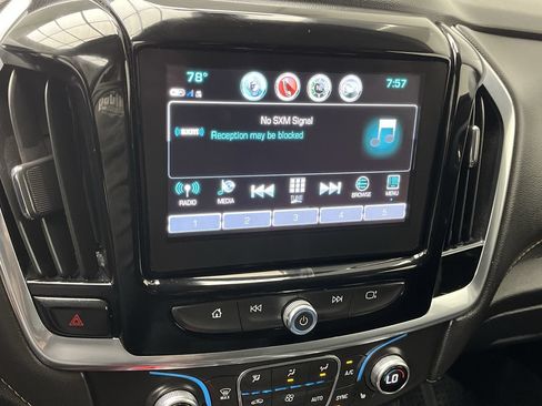Used 2019 Chevrolet Traverse LT FWD image 18