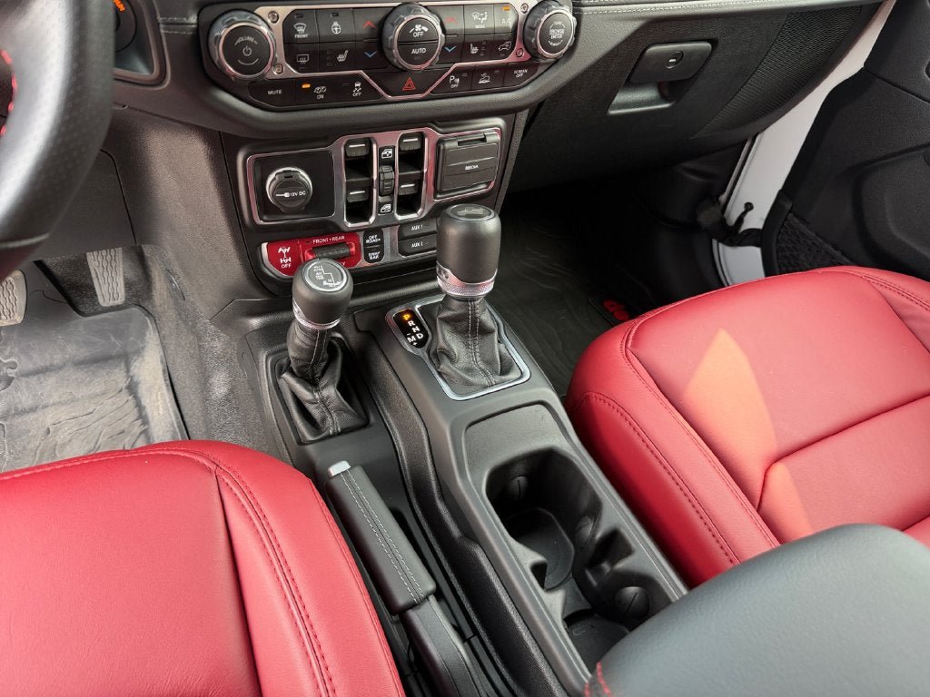 Used 2024 Jeep Wrangler Unlimited Rubicon 392 AWD/4WD image 19