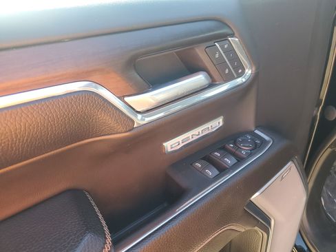 Certified 2024 GMC Sierra 1500 Denali w/ Denali Reserve Package AWD/4WD image 31